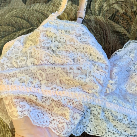 PINK by Victoria’s Secret Lace Bralette - Picture 2 of 7